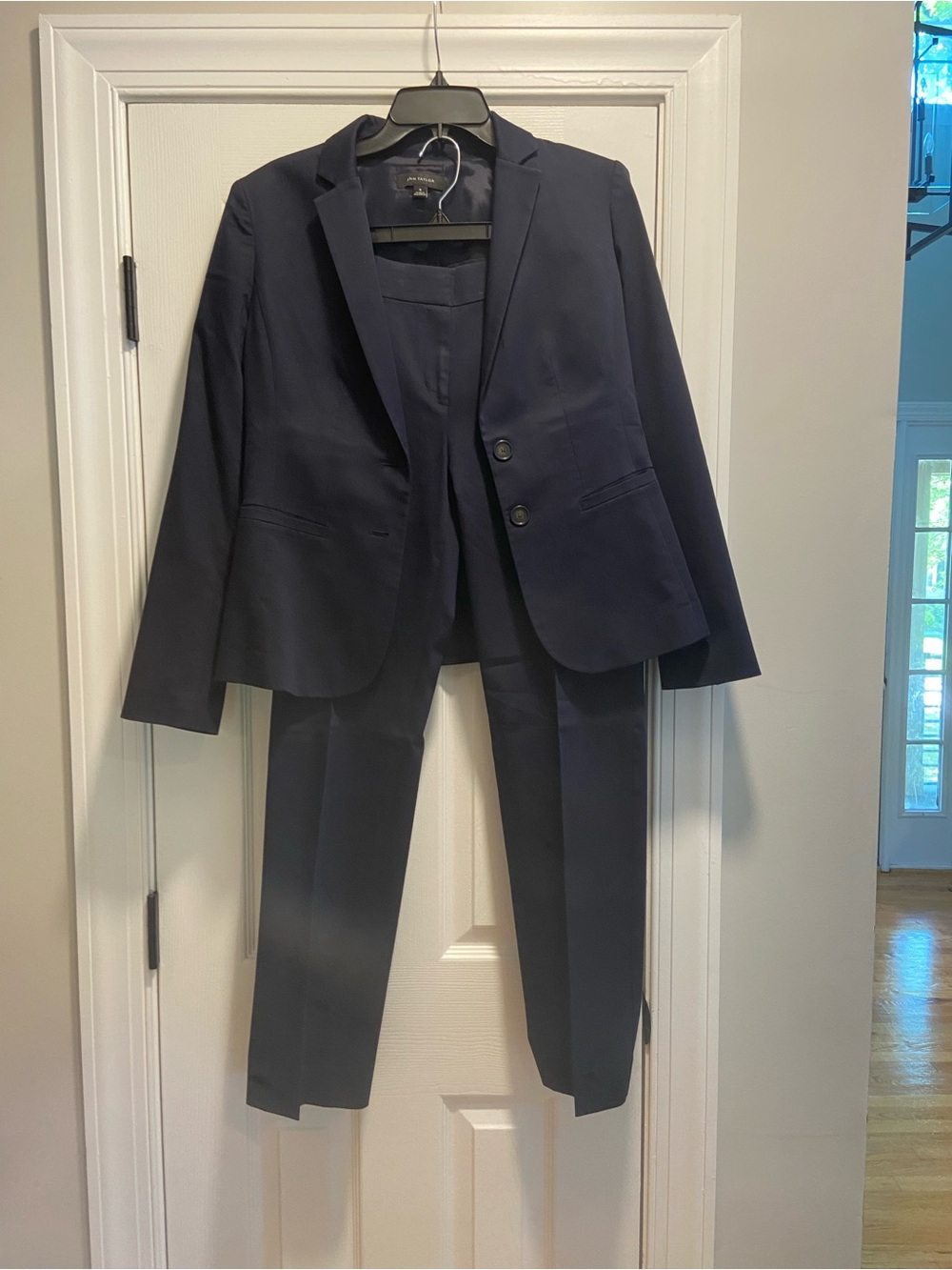 Ann Taylor Women's Navy Two-Piece Suit Jacket & Pants